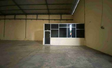 di sewakan gudang besar kupang