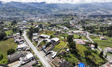 Terreno en venta en avenida sector Belén a pocos metros del redondel del Plateado