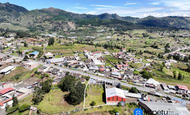 Terreno en venta en avenida sector Belén a pocos metros del redondel del Plateado
