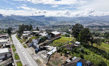 Terreno en venta en avenida sector Belén a pocos metros del redondel del Plateado