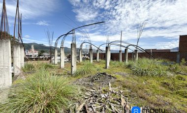 Terreno en venta en avenida sector Belén a pocos metros del redondel del Plateado