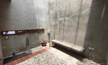 sewa rumah mewah Setra duta Cipaganti