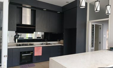 Rumah Mewah Modern Minimalis di Jajar Laweyan Solo, Lokasi Elit dengan Daya Listrik Super Besar
