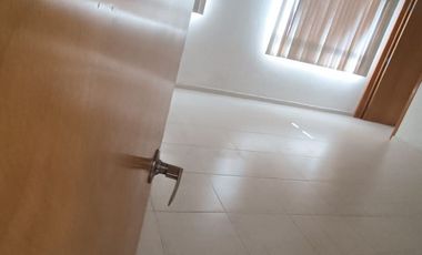 ENORME CASA EN RENTA EN MILENIO Querétaro, 3 recamaras cada una con baño de oportunidad !