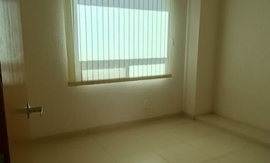 ENORME CASA EN RENTA EN MILENIO Querétaro, 3 recamaras cada una con baño de oportunidad !