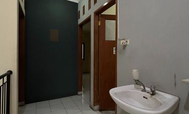 Disewakan Rumah di Haji Nawi Jaksel, Lt.150m2, Boleh Utk Kantor
