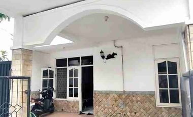Karangpilang Surabaya | Jual Rumah Jalan Lebar 144 m² Griya Kebraon Kemlaten Mastrip Balas Klumprik Grand Harvest Greensmart Tol Gunungsari Grand Harvest UNESA Lidah Wetan PTC