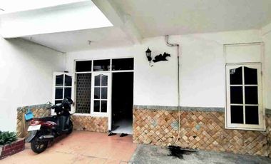 Karangpilang Surabaya | Jual Rumah Jalan Lebar 144 m² Griya Kebraon Kemlaten Mastrip Balas Klumprik Grand Harvest Greensmart Tol Gunungsari Grand Harvest UNESA Lidah Wetan PTC