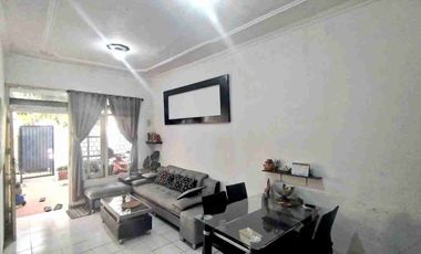 Karangpilang Surabaya | Jual Rumah Jalan Lebar 144 m² Griya Kebraon Kemlaten Mastrip Balas Klumprik Grand Harvest Greensmart Tol Gunungsari Grand Harvest UNESA Lidah Wetan PTC