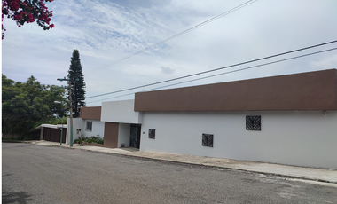 EXCLUSIVA RESIDENCIA EN RENTA - Rancho Tetela, Cuernavaca (1,000 m²)