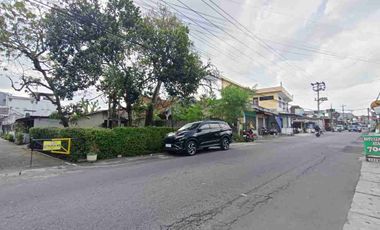 DIJUAL TANAH SHM SUPER STRATEGIS LOKASI CONDONG CATUR DEPOK SLEMAN 4 MENIT DARI PAKUWON MALL, UPN , AMIKOM