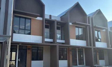 Rumah 2 Lantai Type 69 Royal Spring Hertasning Cluster Elite