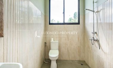DISEWAKAN VILLA DENGAN 3 KAMAR TIDUR DI PAYANGAN