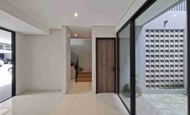Launching! Townhouse di Kemang super worth it 3,4M