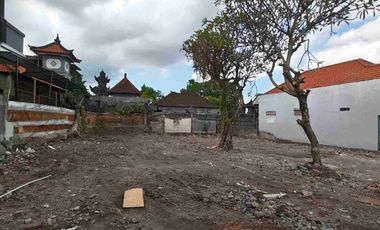 Tanah Premium area Utama Kerobokan.