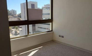 Arriendo departamento  Viña del Mar, Mariposa 2 dormitorios 2 baños, 1 estac, 1 bodega, $ 710.000 con gastos comunes incluidos