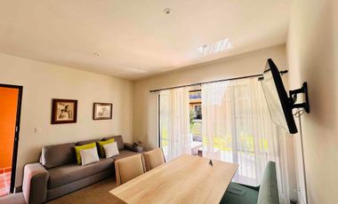 Departamento con muebles PB, con Jacuzzi privado.