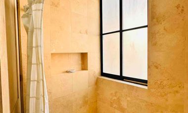 Departamento con muebles PB, con Jacuzzi privado.