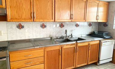 Venta Casa en Chapalita, Jardin de San Ignacio, 380m2