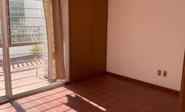 Venta Casa en Chapalita, Jardin de San Ignacio, 380m2