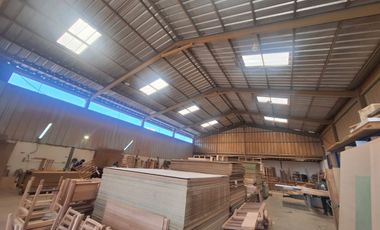 VENTA CONJUNTO DE BODEGAS O GALPONES PARA INVERSION 1795M2 DE CONSTRUCCION