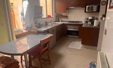 Exclusiva Casa Familiar con Piscina y Quincho de Lujo – Peñalolén