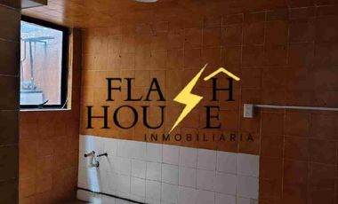 Vendo casa con local a 3 calles de metro plaza Aragón sobre Av. principal en Rinconada de Aragón, se aceptan todos créditos