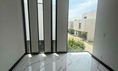 Venta Casa Nueva por el Tec de Monterrey