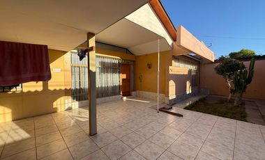 CÉNTRICA CASA A PASOS DE AV. COPAYAPU