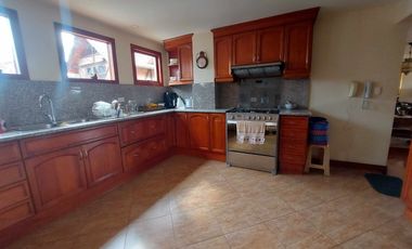 Departamento Duplex de lujo en venta. sector vista linda. zona residencial vista a la ciudad