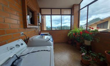Departamento Duplex de lujo en venta. sector vista linda. zona residencial vista a la ciudad