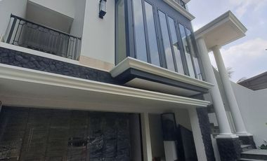 FOR  RENT– American Classic House in Cilandak, South Jakarta