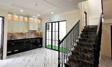 DIJUAL RUMAH CLUSTER NYAMAN DEKAT DENGAN SANTA URSULA, PASMOD DAN TOL. ALEGRIA PARK BSD