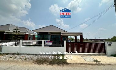 Single-story house, 68.2 sq.wah, in Laksiri Property Village (Phase 1), near Ban Pho Hospital, Soi Tesaban Ban Pho 13, Chachoengsao-Bang Pakong Road,