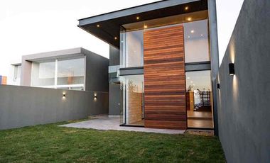 casa en venta cluster 10