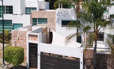 casa en renta gran jardín