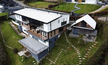VENTA CASA CAMPESTRE LOMA DEL ESCOBERO ENVIGADO