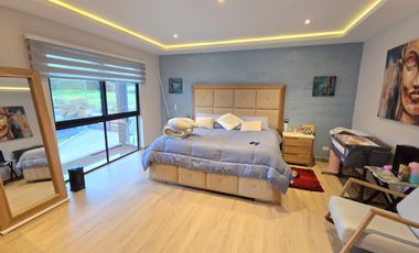 VENTA CASA CAMPESTRE LOMA DEL ESCOBERO ENVIGADO