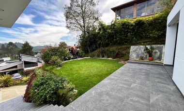 VENTA CASA CAMPESTRE LOMA DEL ESCOBERO ENVIGADO