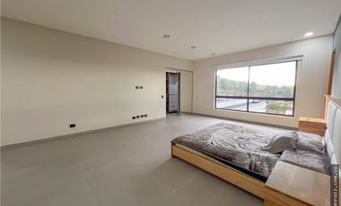 VENTA CASA CAMPESTRE LOMA DEL ESCOBERO ENVIGADO