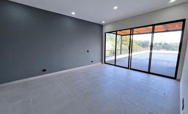 VENTA CASA CAMPESTRE LOMA DEL ESCOBERO ENVIGADO