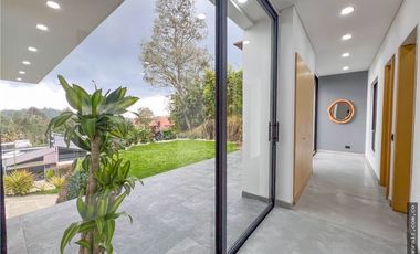 VENTA CASA CAMPESTRE LOMA DEL ESCOBERO ENVIGADO