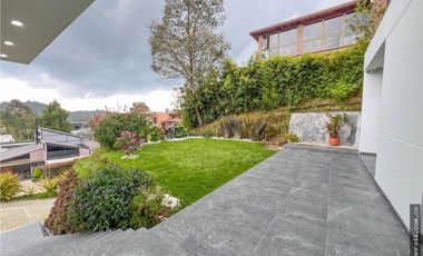 VENTA CASA CAMPESTRE LOMA DEL ESCOBERO ENVIGADO
