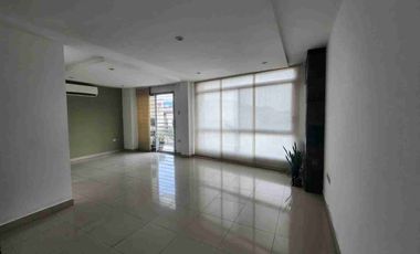 Alquilo departamento de 3 dormitorios en Santa Cecilia Ceibos Guayaquil Ecuador