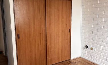 Departamento 2D Remodelado, Metro Matta. Valor incluye gastos comunes