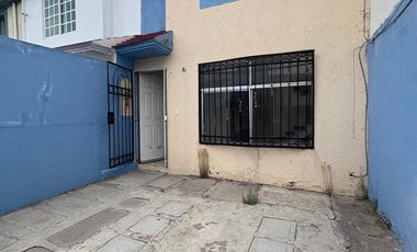 Cofradía III Casa Ubicada en Privada Aplica Tu Crédito INFONAVIT