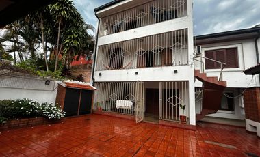 CASA 3 DORMITORIOS EN ALQUILER