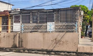 Casa en Venta en Sauces 7 cerca de aeropuerto, Guayaquil - Ecuador