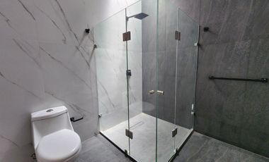 Casa Nueva en Venta en Solares Altanza de 5 Recamaras en Zapopan