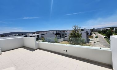 Casa Nueva en Venta en Solares Altanza de 5 Recamaras en Zapopan